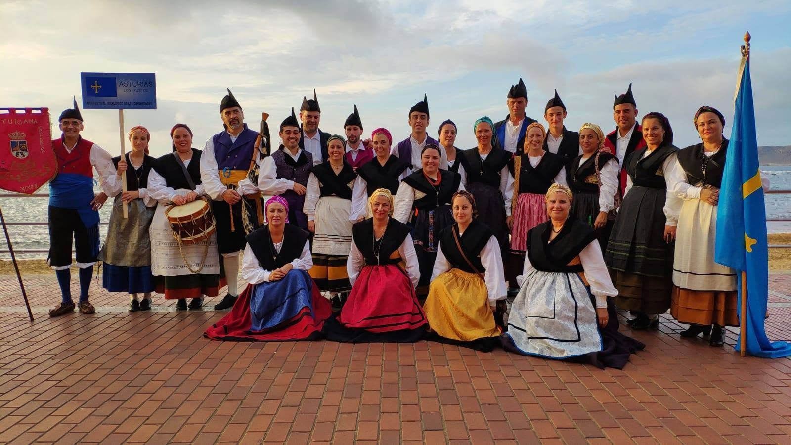 Agrupacion Folclórica Asturiana Los Xustos