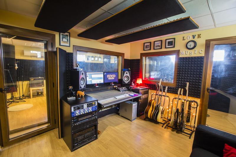 Estudios 15:40
