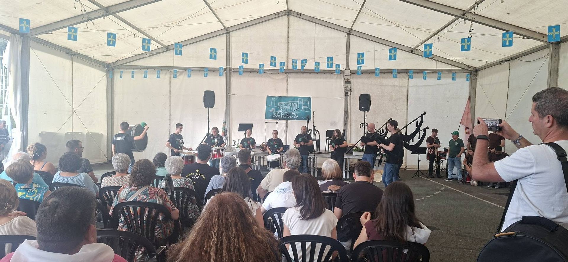 Alcuentros de Bandes de Gaites de Barros N'Alcordanza de Paco