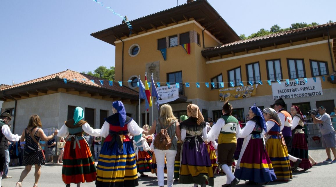 Fiesta de la Oficialidá de la Llingua Asturiana